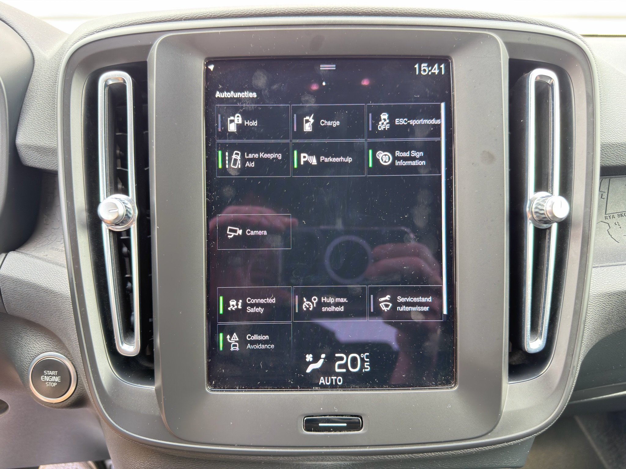 
								Volvo XC40 T4 RECARGE PLUG IN HYBRID AUTOMAAT 2023 full									