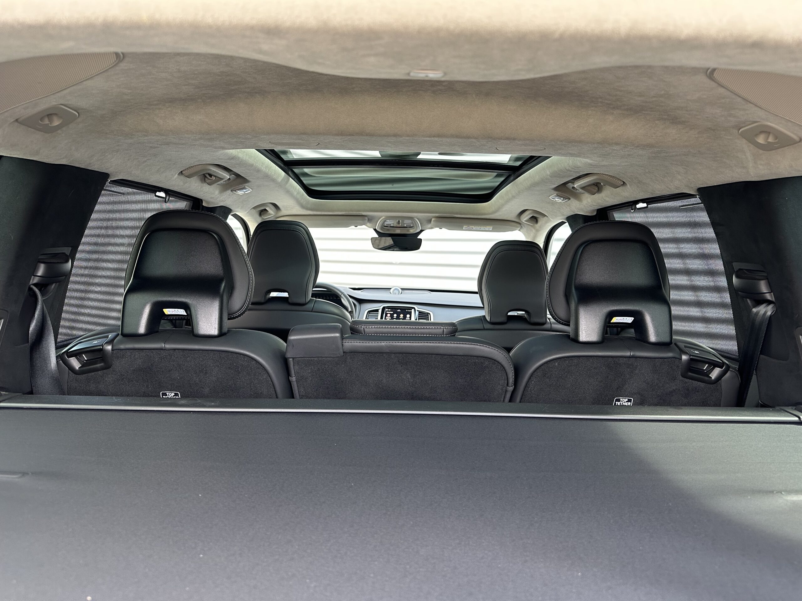 
								Volvo XC90 T8 PLUS DARK AWD RECHARGE BOWERS & WILKINS, PANORAMADAK, TREKHAAK full									