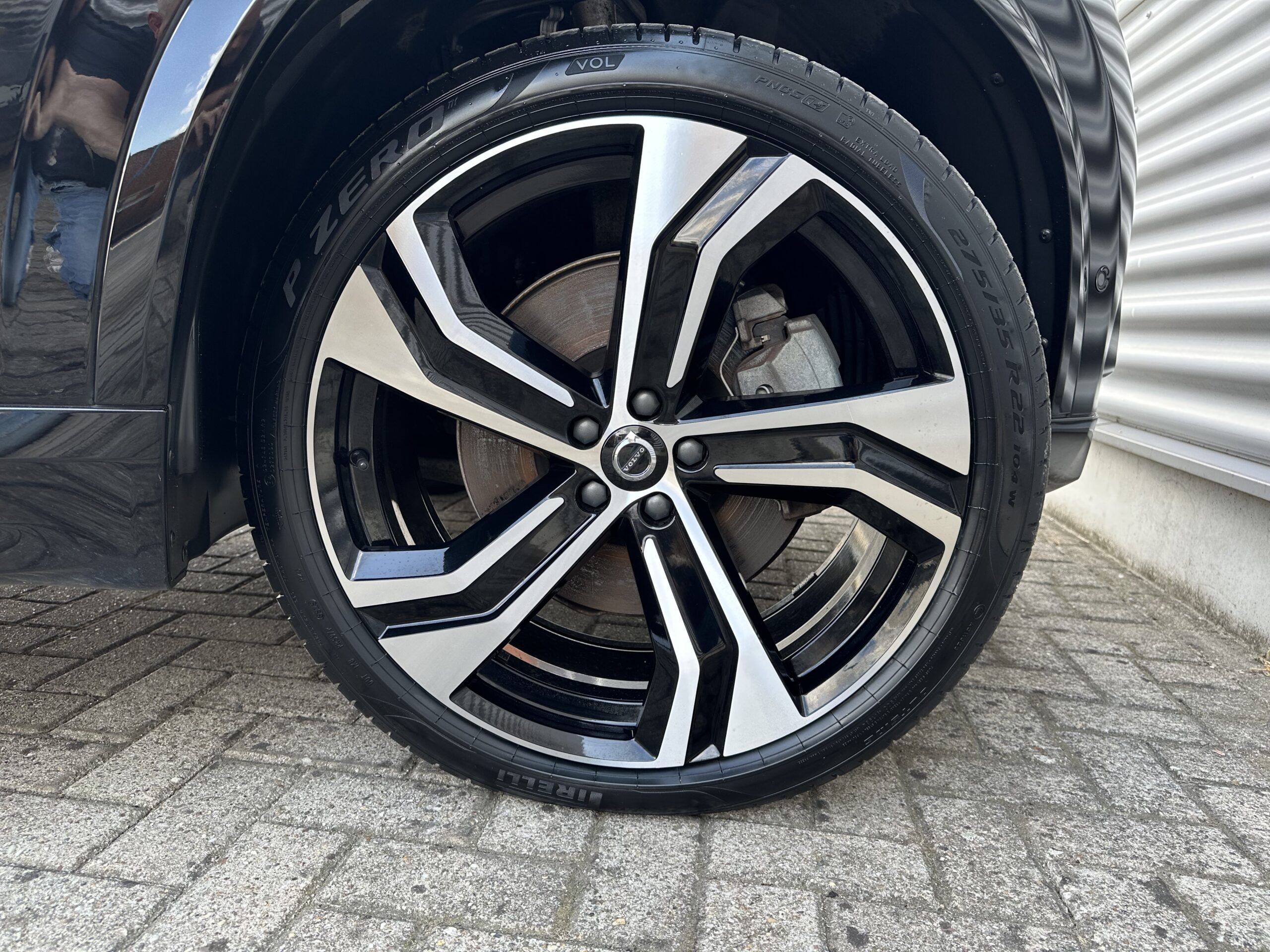 
								Volvo XC90 T8 PLUS DARK AWD RECHARGE BOWERS & WILKINS, PANORAMADAK, TREKHAAK full									