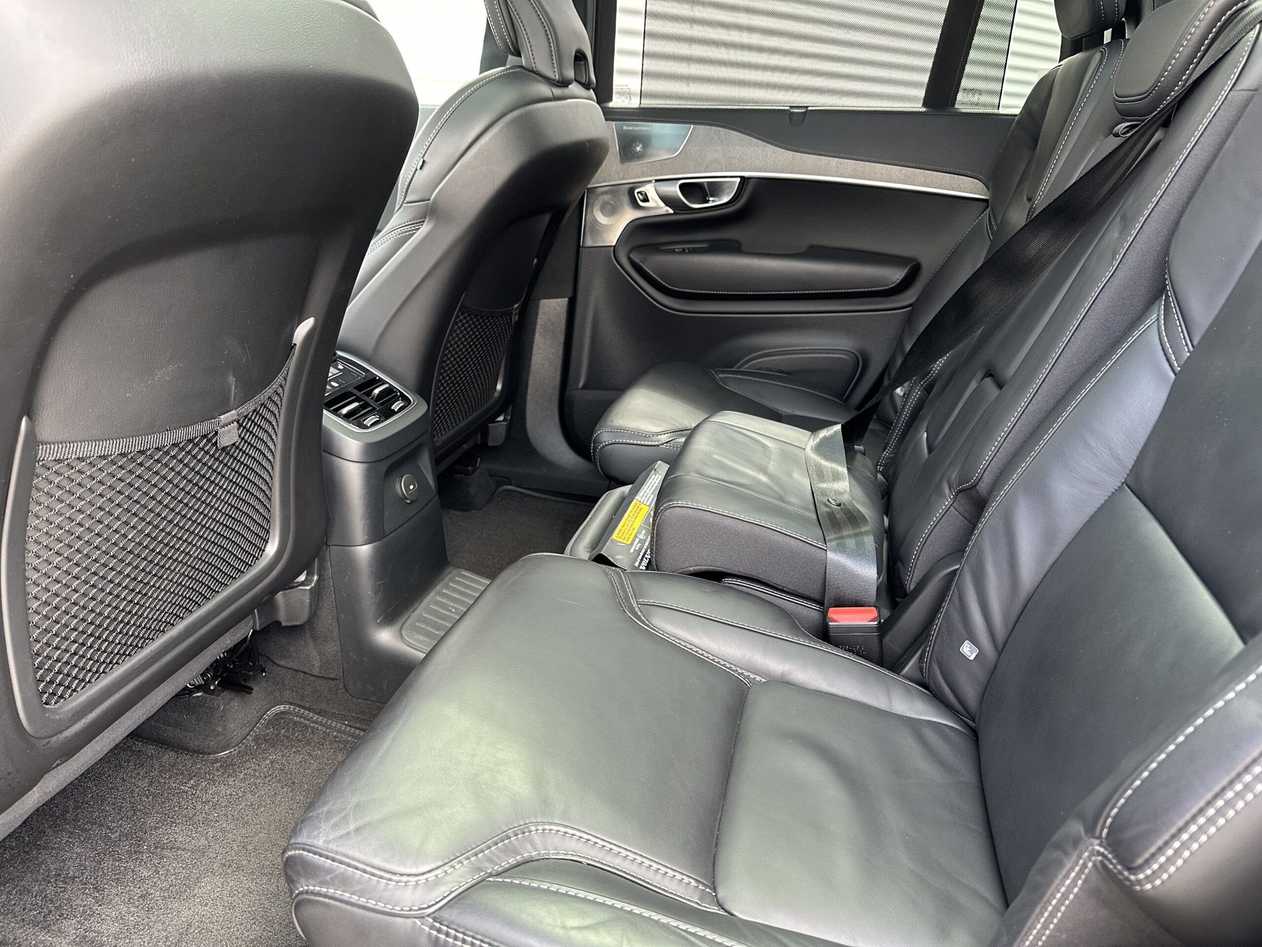 
								Volvo XC90 T8 PLUS DARK AWD RECHARGE BOWERS & WILKINS, PANORAMADAK, TREKHAAK full									