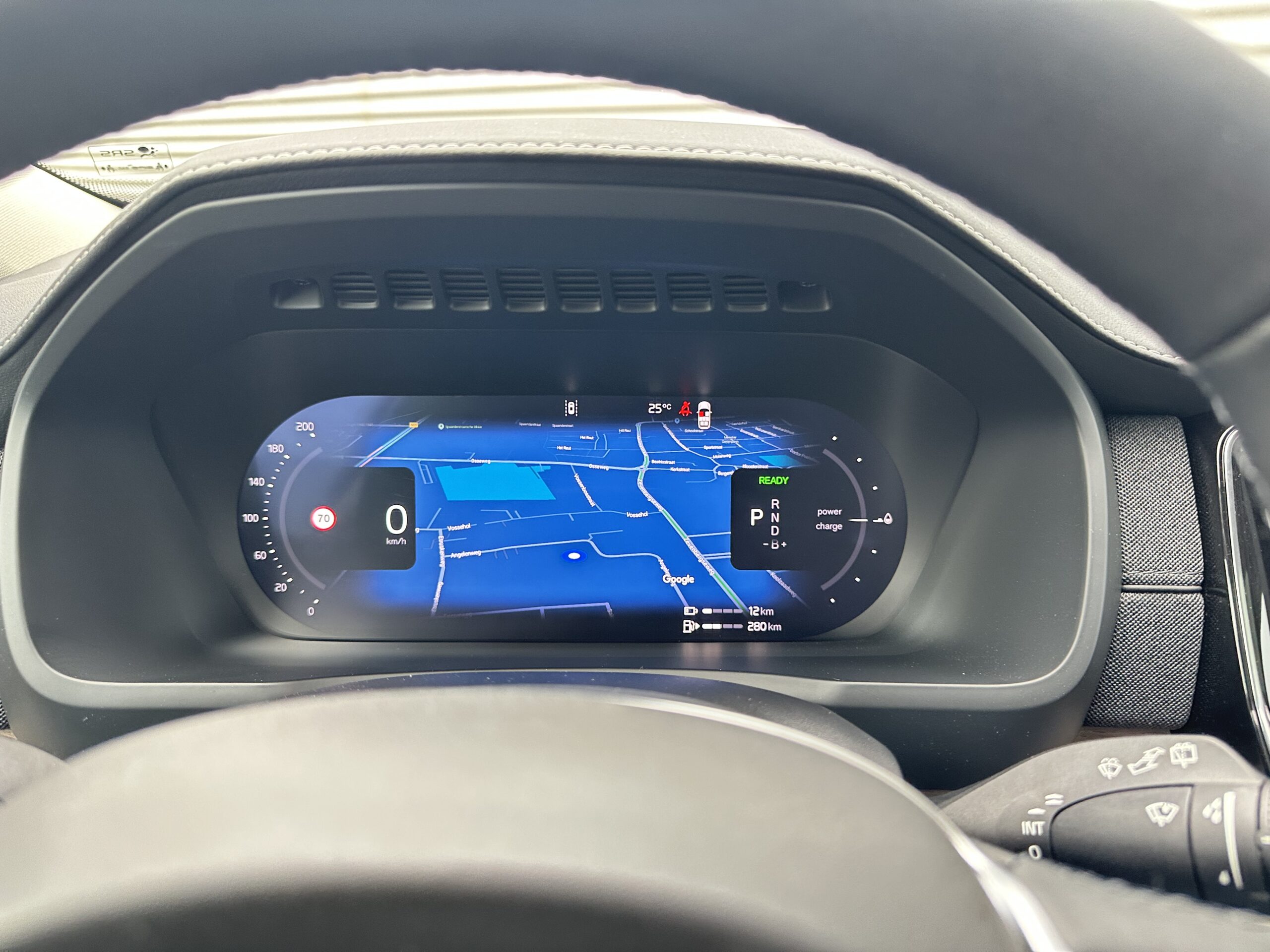 
								XC90 II T8 PLUS DARK LUCHTVERING HARMAN KARDON 2025 full									