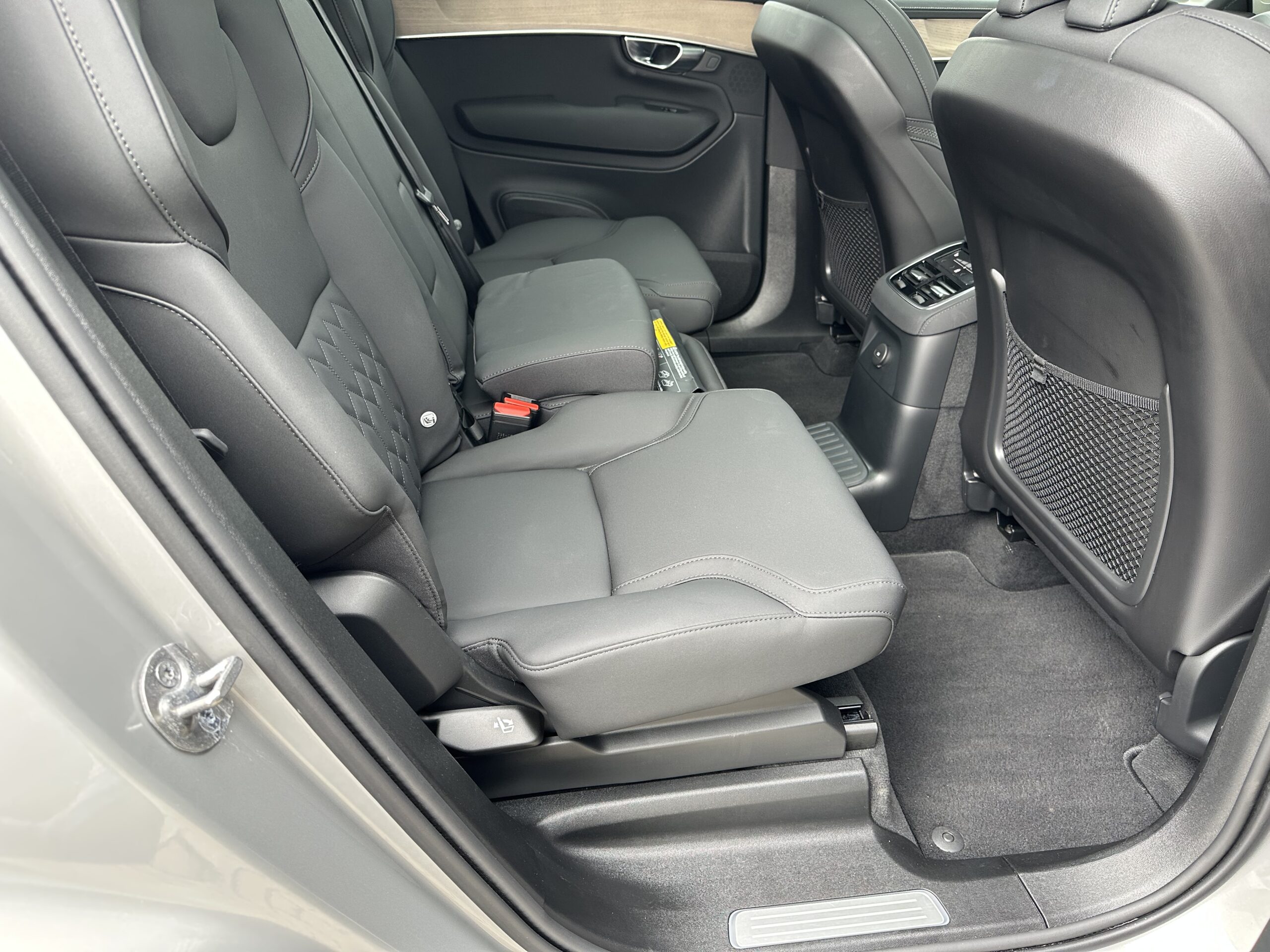 
								XC90 II T8 PLUS DARK LUCHTVERING HARMAN KARDON 2025 full									