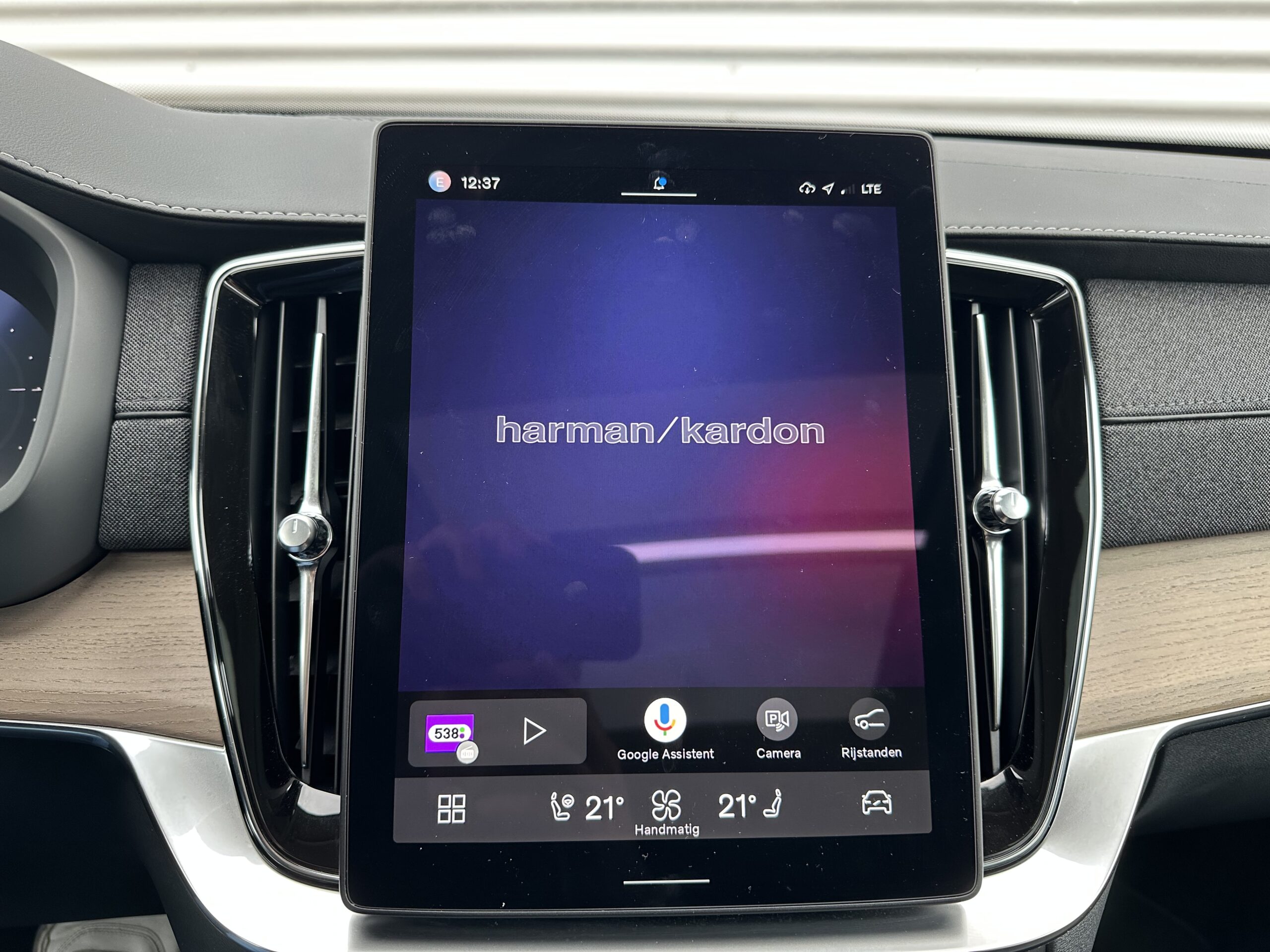 
								XC90 II T8 PLUS DARK LUCHTVERING HARMAN KARDON 2025 full									