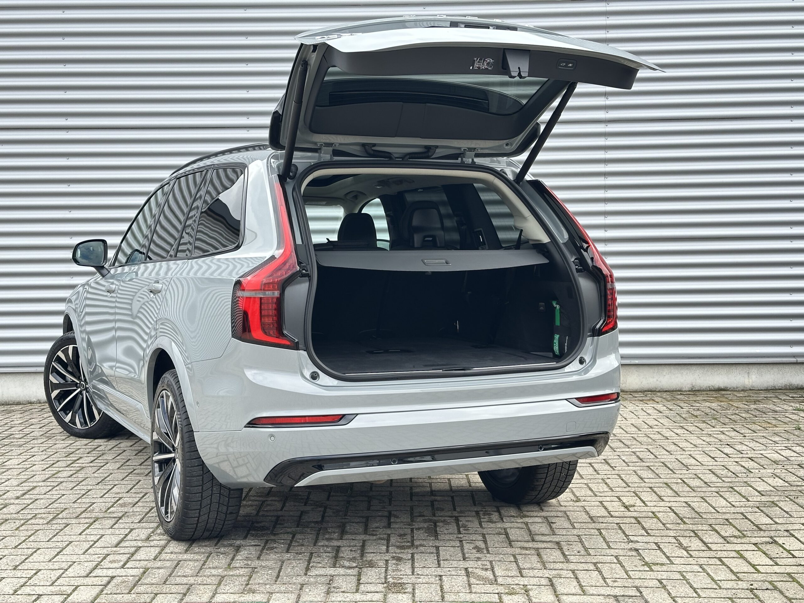
								Volvo XC90 T8 ULTRA DARK PLUG-IN HYBRID PANORAMADAK NAPPALEDER full									
