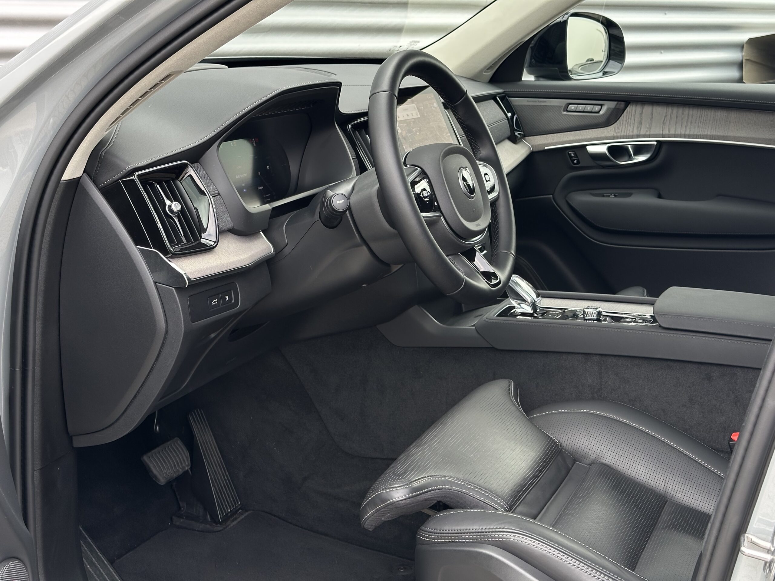 
								Volvo XC90 T8 ULTRA DARK PLUG-IN HYBRID PANORAMADAK NAPPALEDER full									
