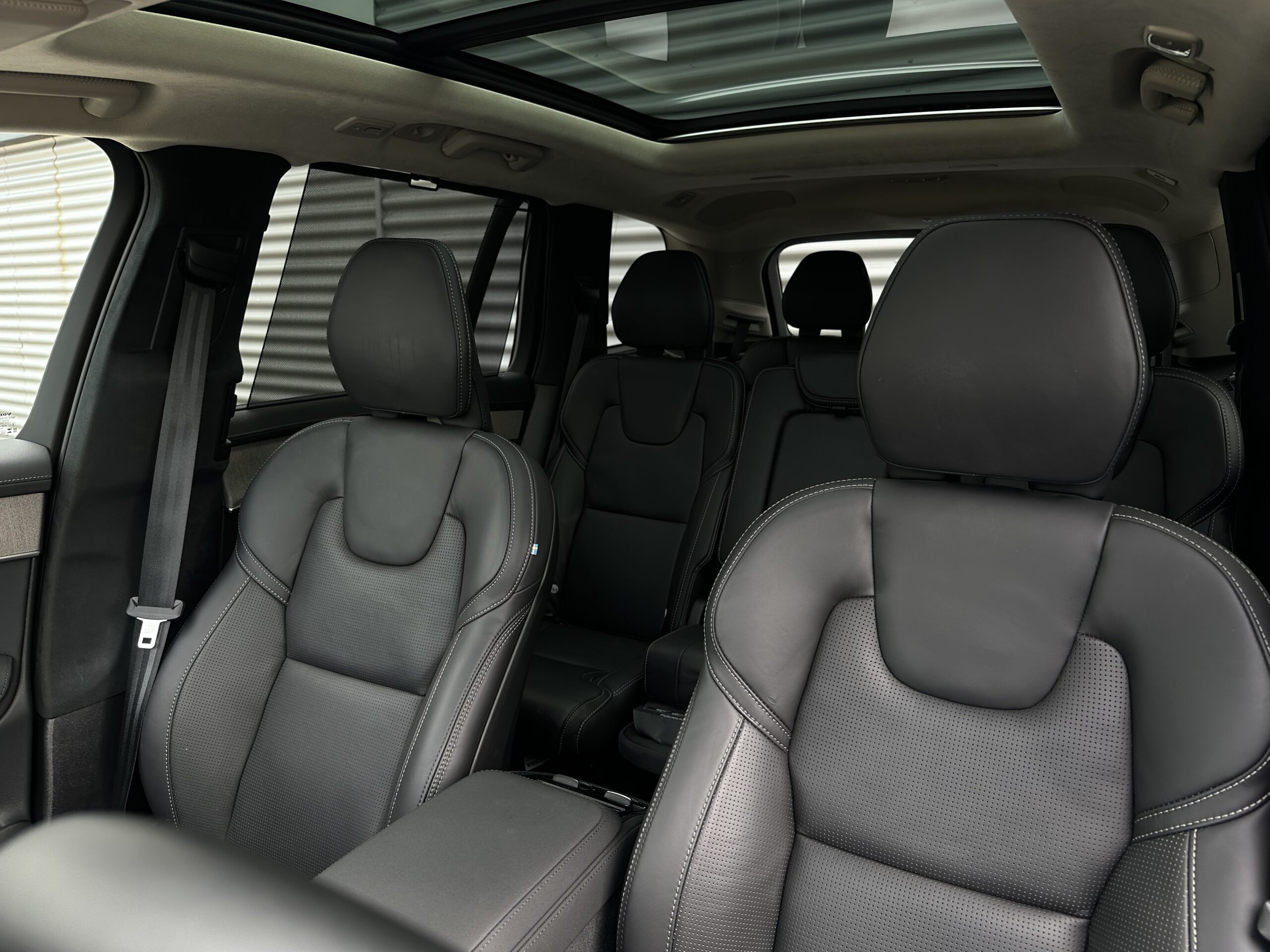 
								Volvo XC90 T8 ULTRA DARK PLUG-IN HYBRID PANORAMADAK NAPPALEDER full									