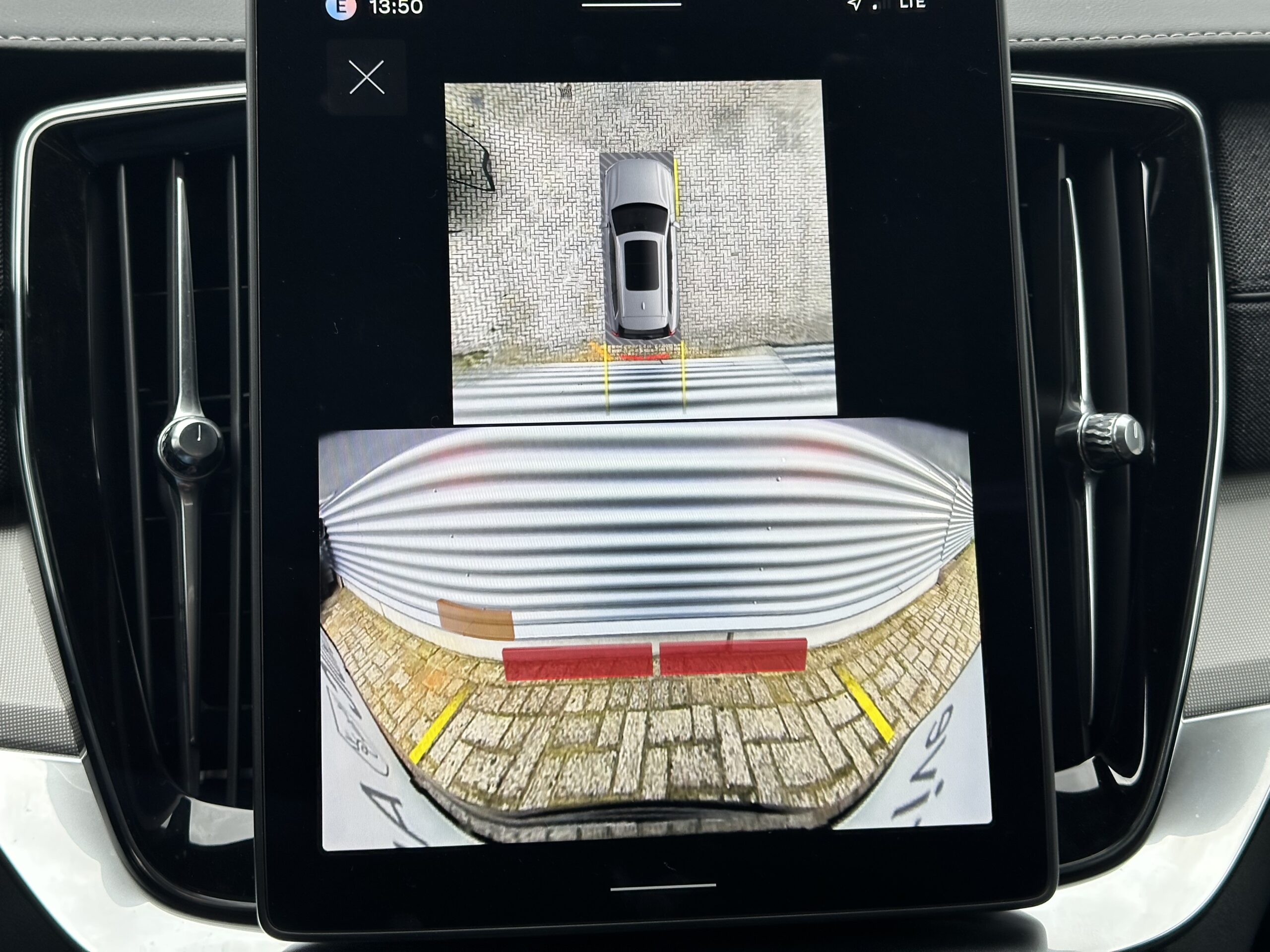 
								Volvo XC90 Black Edition Plus T8 PLUG IN HYBRID full									
