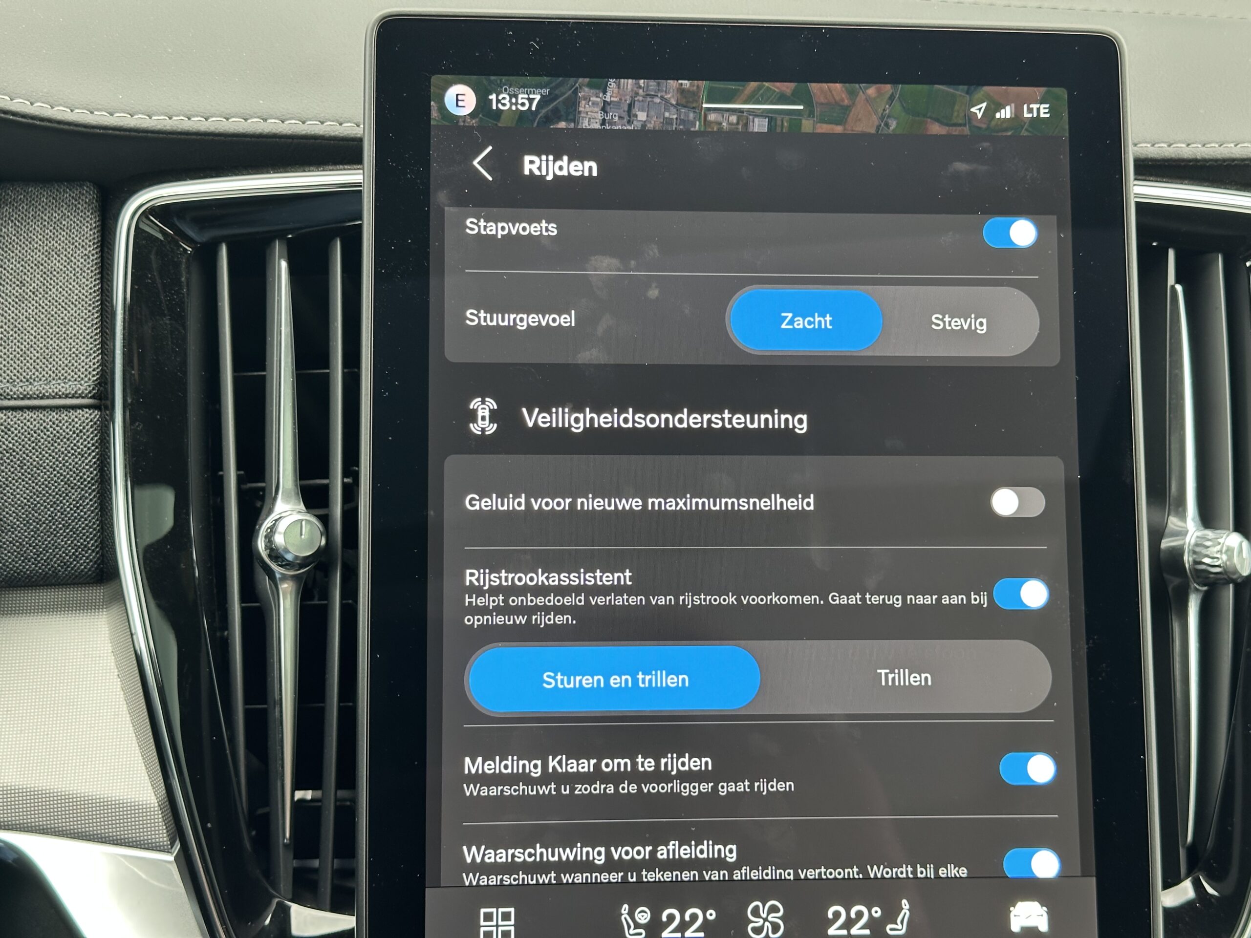 
								Volvo XC90 Black Edition Plus T8 PLUG IN HYBRID full									
