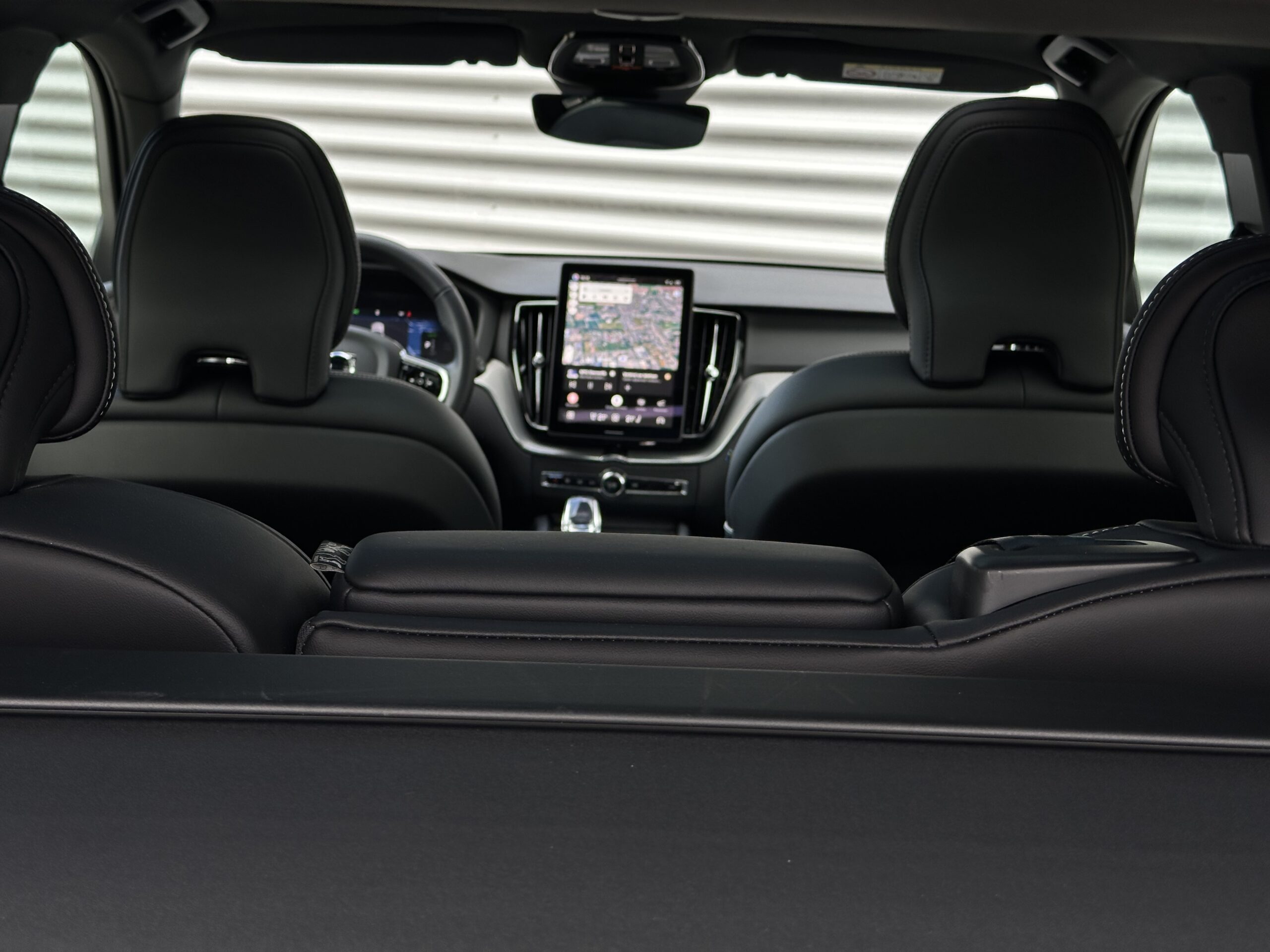 
								Volvo XC60 T6 Facelift Black Edition Ultra – Panoramadak – HUD – Harman full									