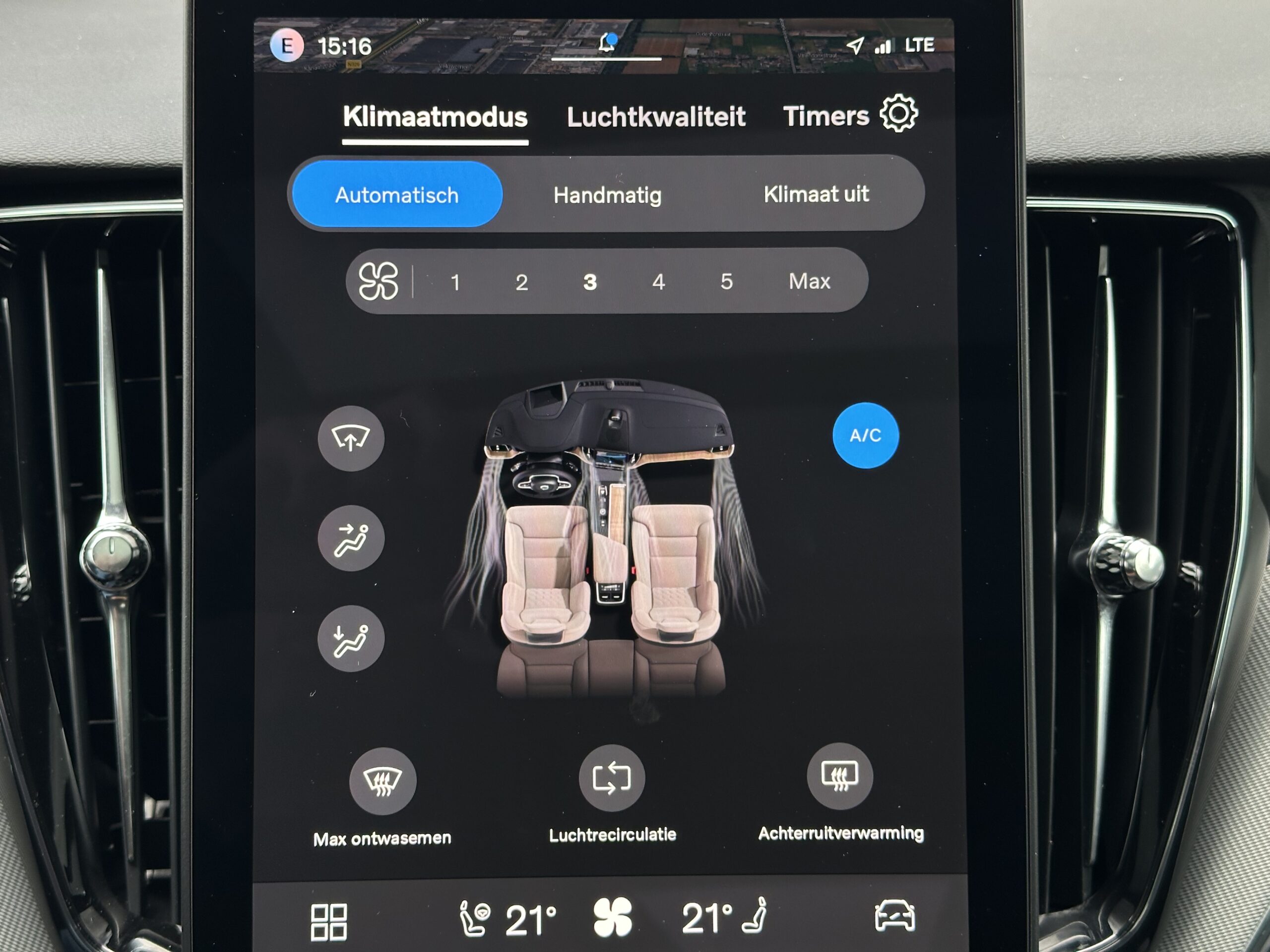 
								Volvo XC60 T6 Facelift Black Edition Ultra – Panoramadak – HUD – Harman full									