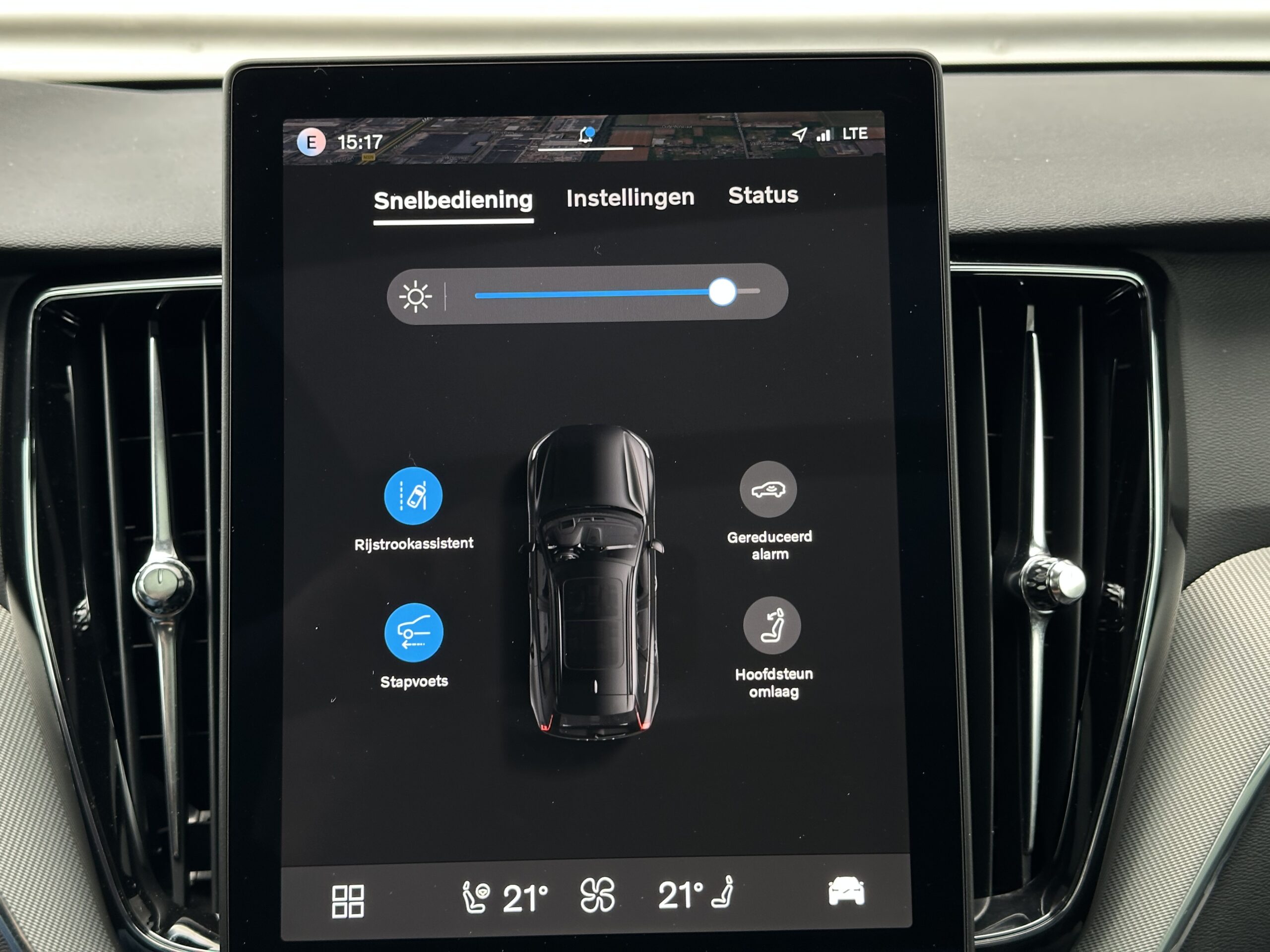 
								Volvo XC60 T6 Facelift Black Edition Ultra – Panoramadak – HUD – Harman full									